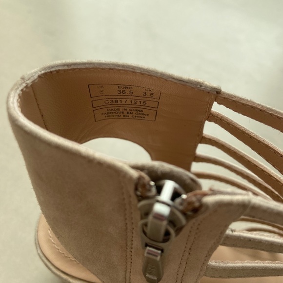 Pour La Victoire Shoes - Picture 6 of 8